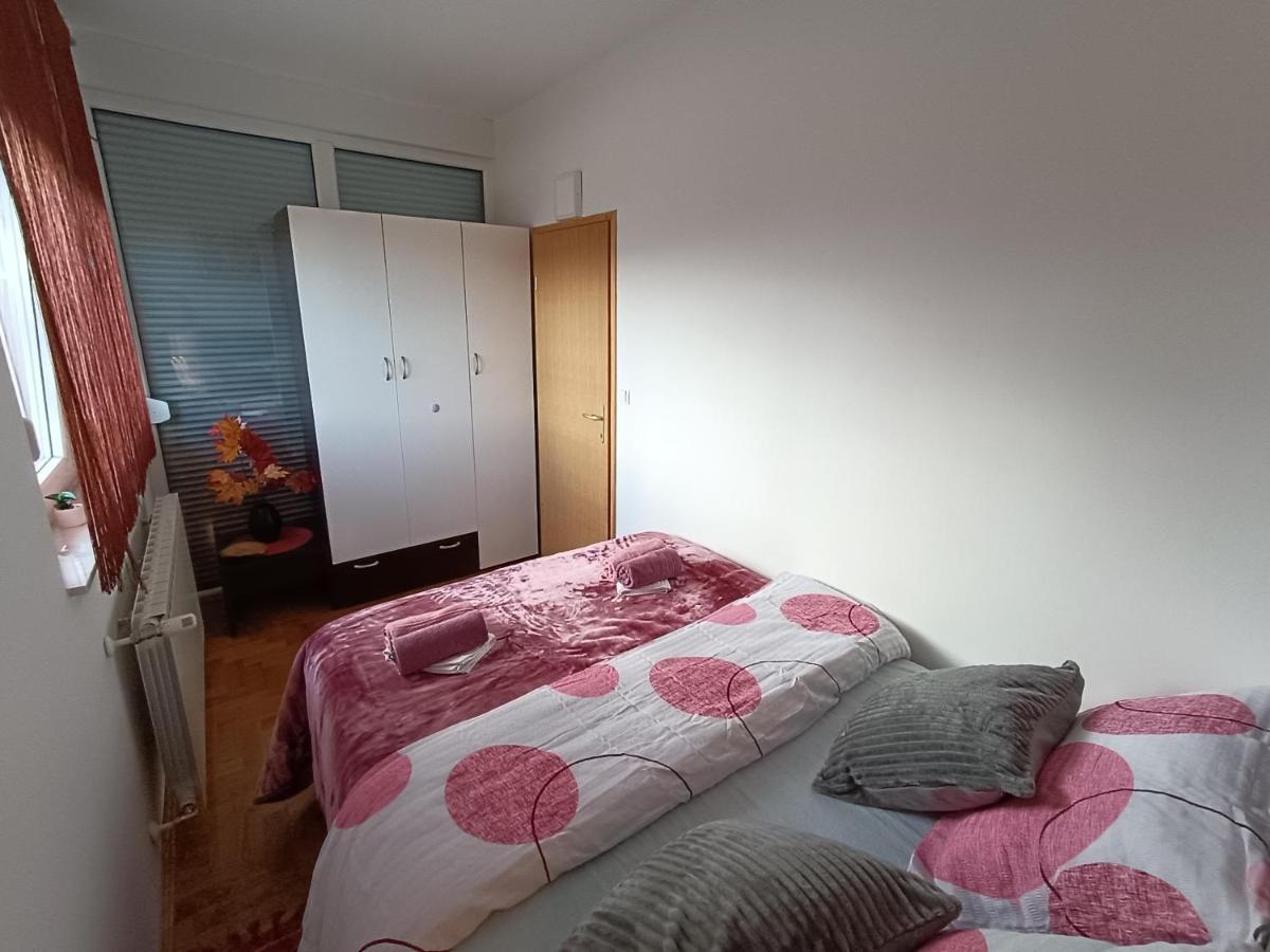 Apartman Ante Ґоспич Екстер'єр фото